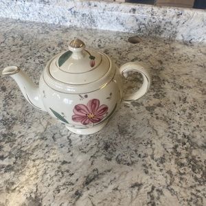 Vintage Shawnee Pottery USA Hand Painted Teapot Pink Or Plum Flowers 4 Cup Size